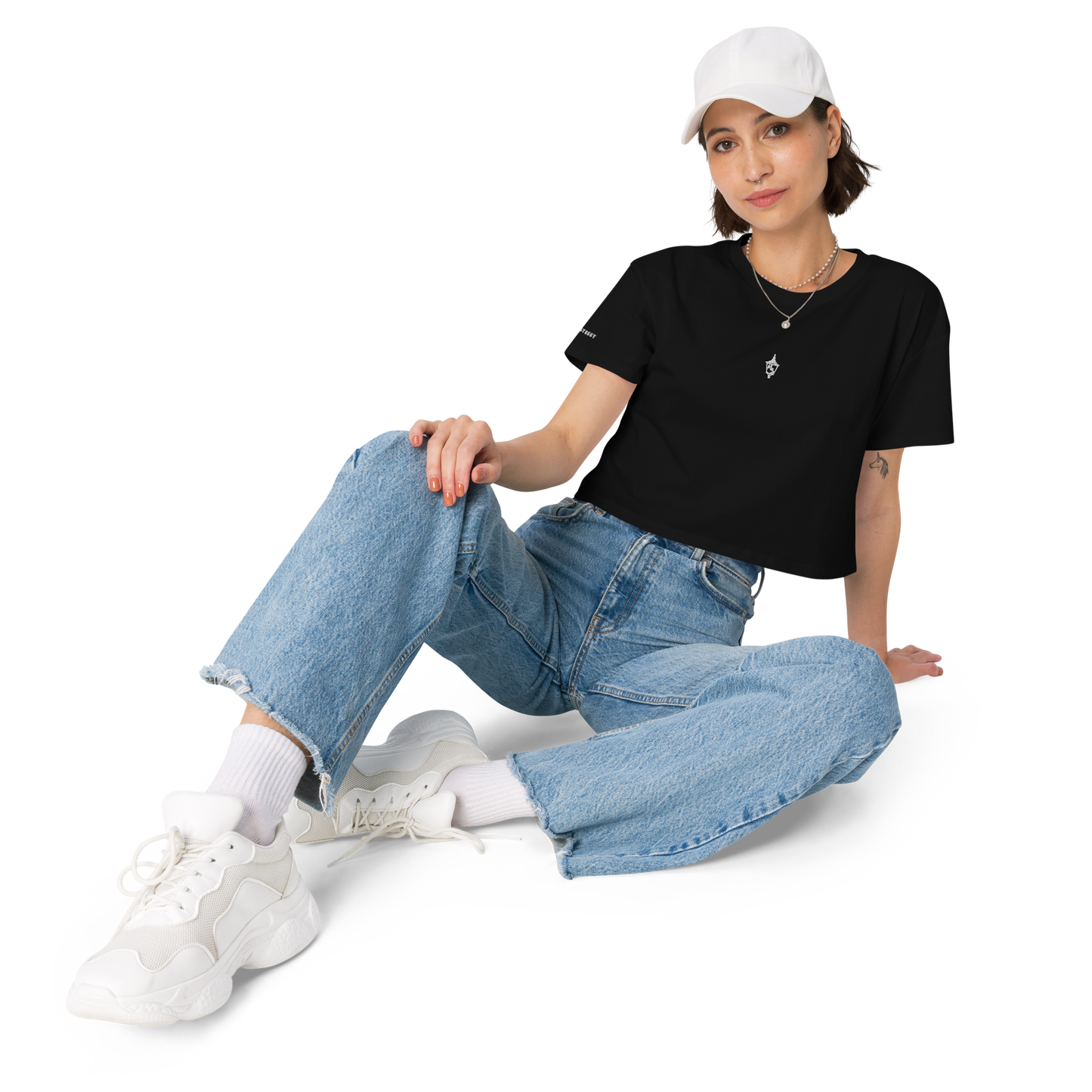 Classic Embroidered Lantern Crop Tee